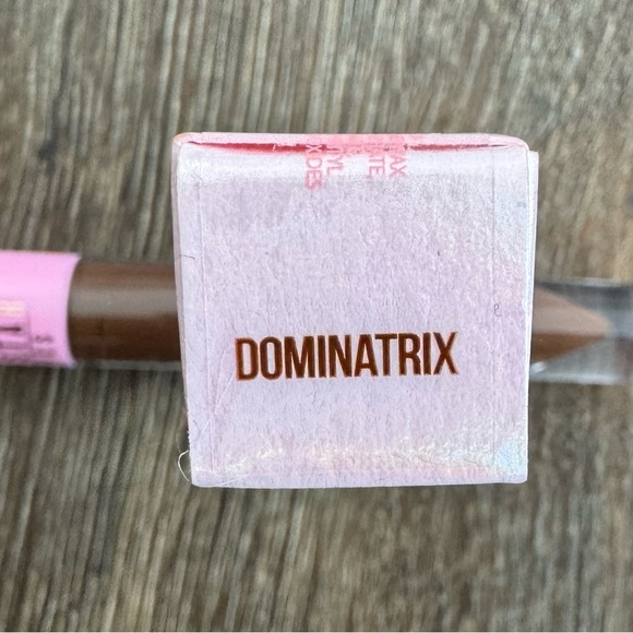 Jeffree Star Cosmetics Lip Gloss Supreme Gloss - Dominatrix - Picture 3 of 5